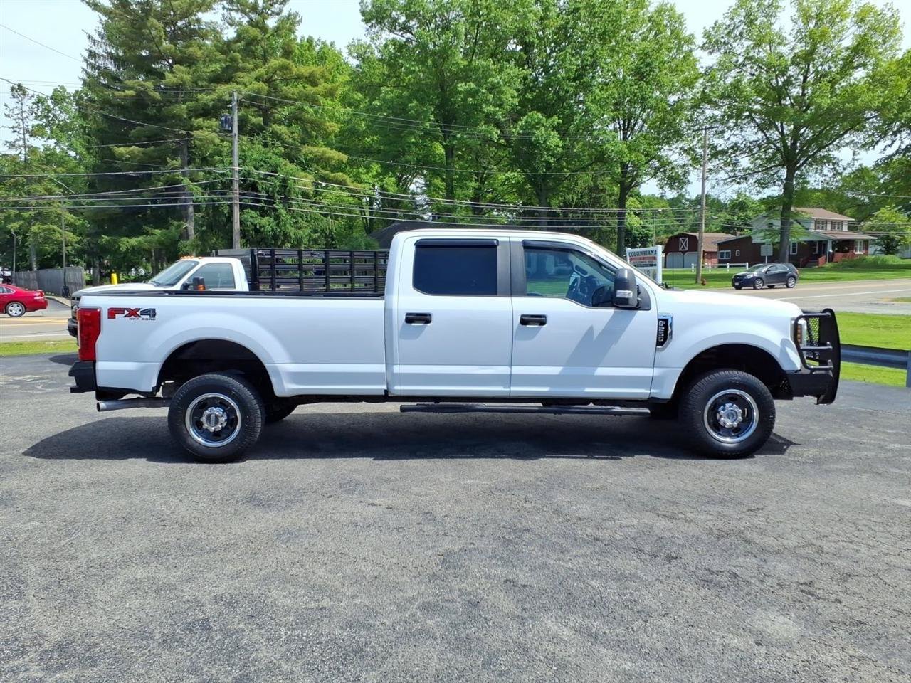 Used 2018 Ford F250 XL w/ Power Equipment Group AWD/4WD image 6