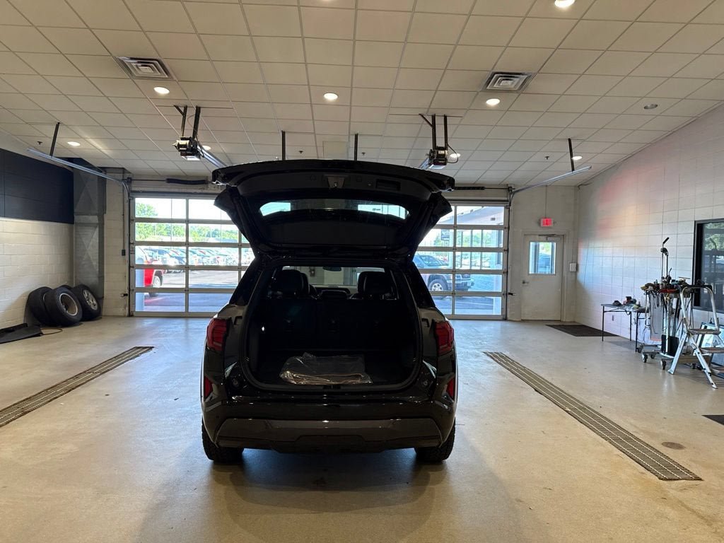 New 2026 GMC Terrain AT4 AWD/4WD image 16