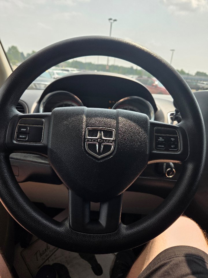 Used 2013 Dodge Grand Caravan SXT image 15