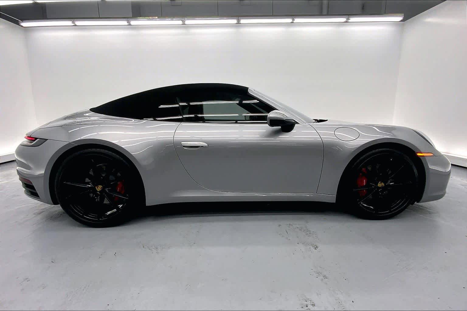 Used 2020 Porsche 911 Carrera S image 5