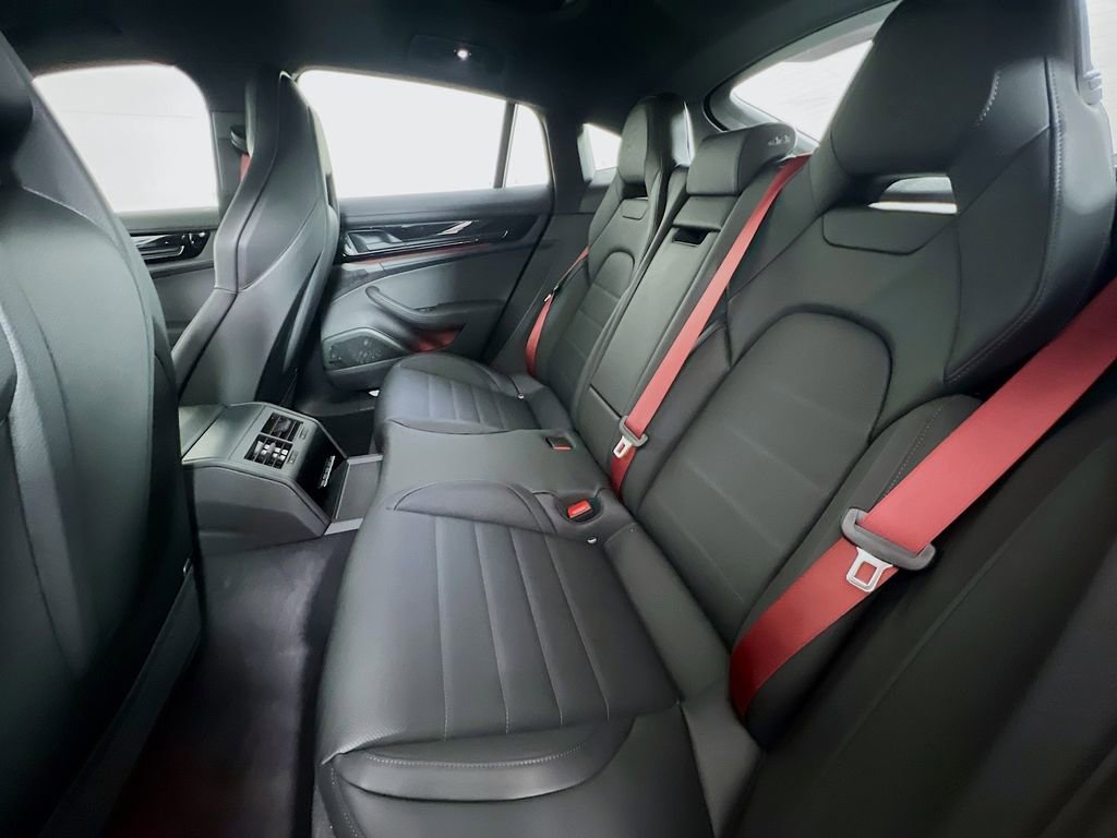 New 2026 Porsche Panamera 4 image 24