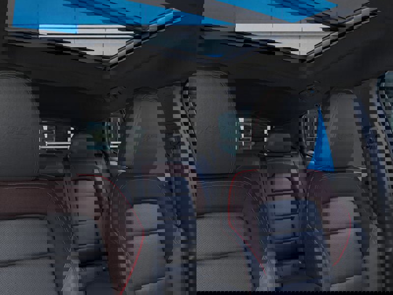 New 2025 Chevrolet Equinox EV RS w/ Convenience Package II image 24