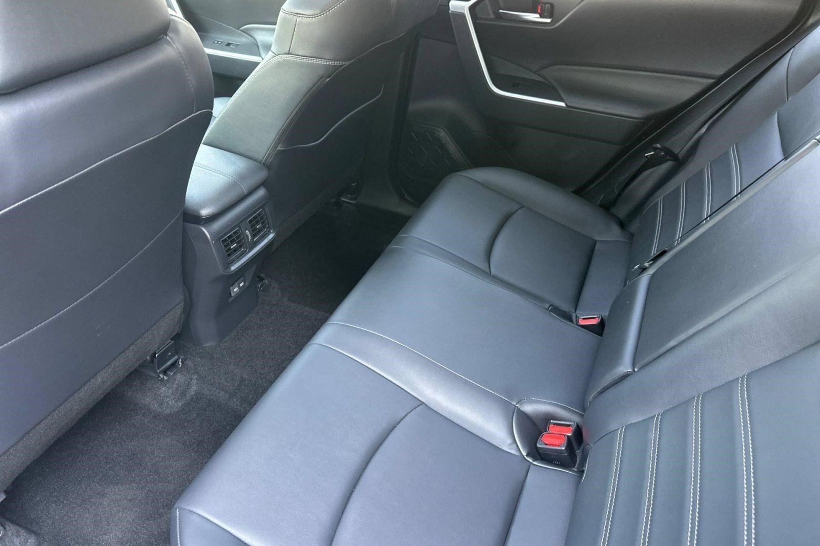 Used 2025 Toyota RAV4 XLE Premium w/ Weather Package AWD/4WD image 28
