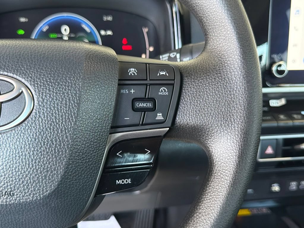 Certified 2026 Toyota Camry LE FWD image 25