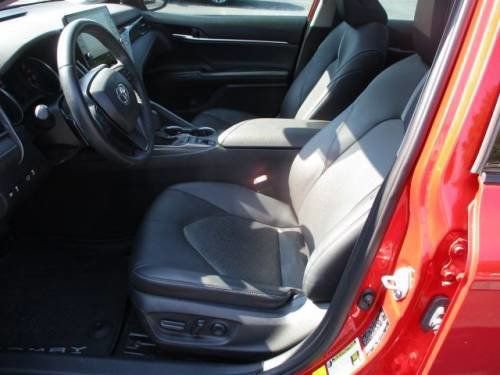 Used 2021 Toyota Camry XSE image 6