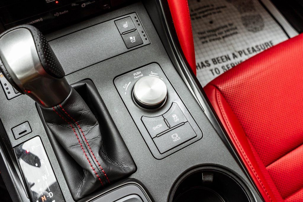 Used 2022 Lexus IS 350 F Sport image 9