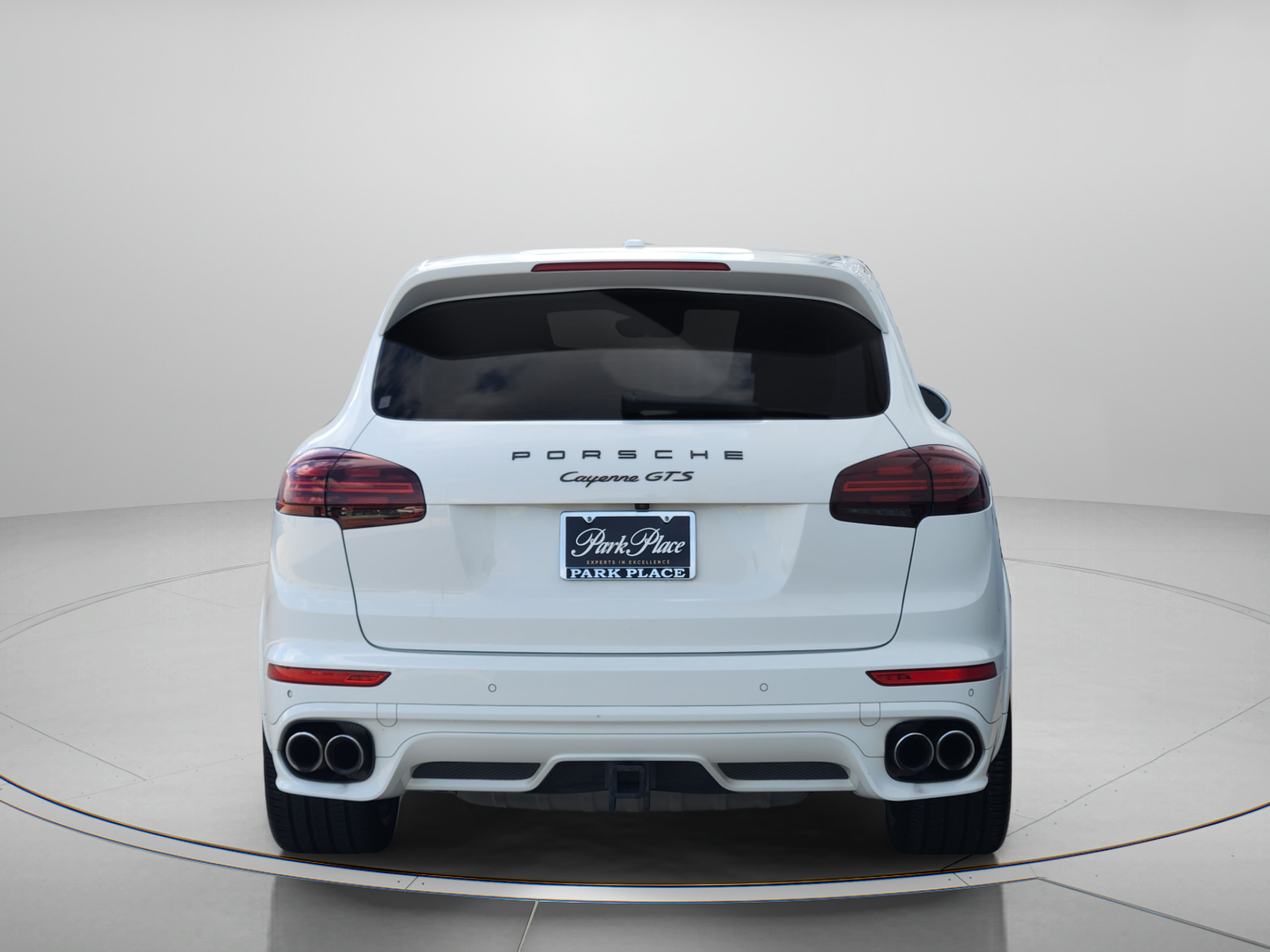 Used 2016 Porsche Cayenne GTS AWD/4WD image 4