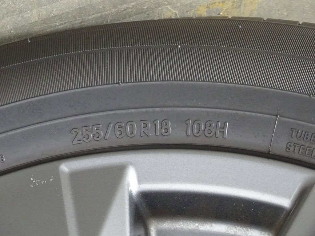 Used 2024 Nissan Pathfinder SV image 42