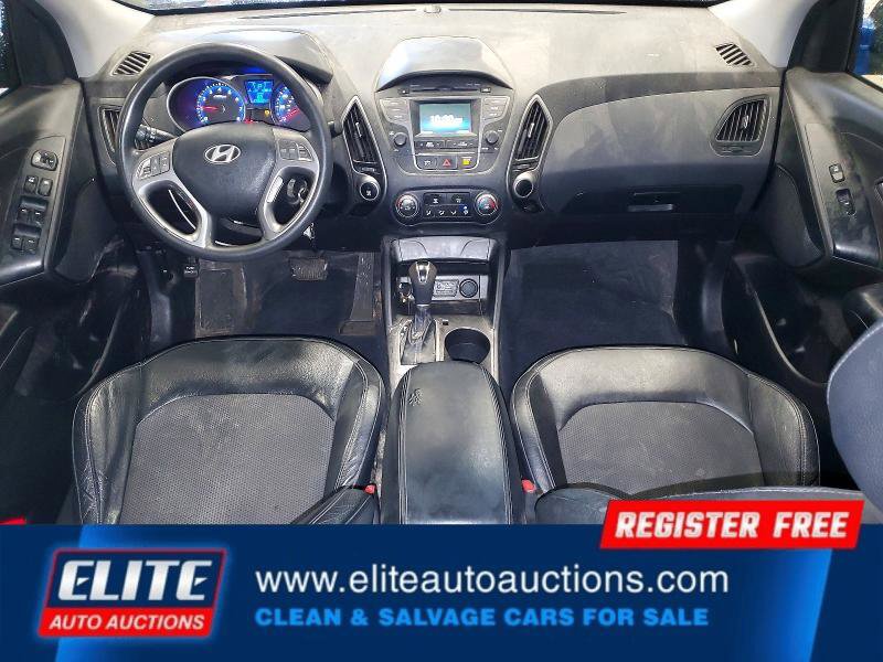 Used 2015 Hyundai Tucson GLS w/ Option Group 02 AWD/4WD image 16