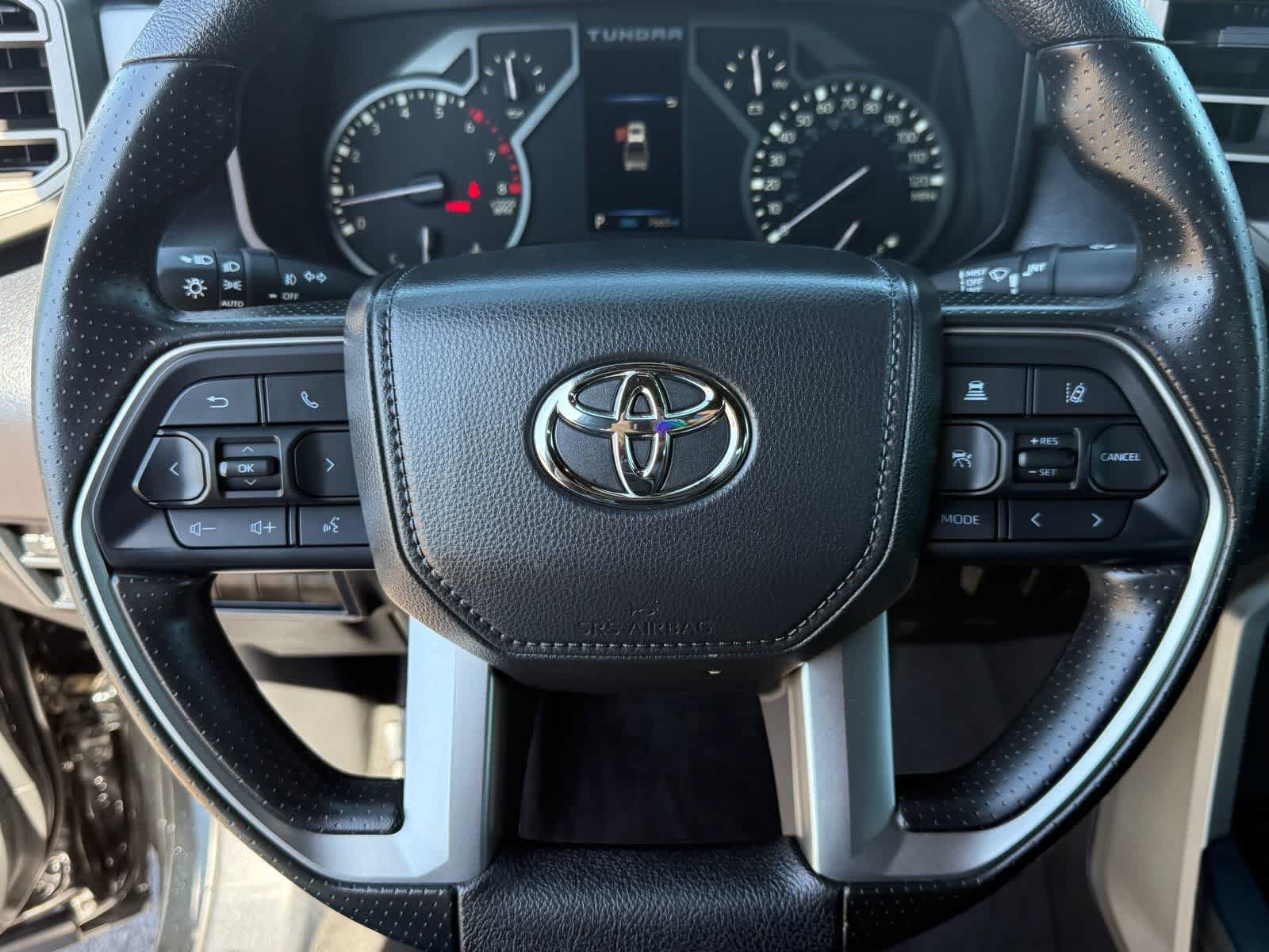 Used 2025 Toyota Tundra SR5 AWD/4WD image 16