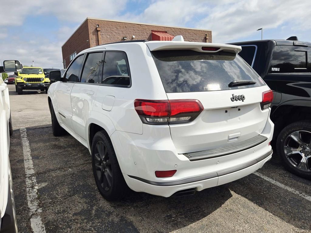 Used 2018 Jeep Grand Cherokee High Altitude image 3
