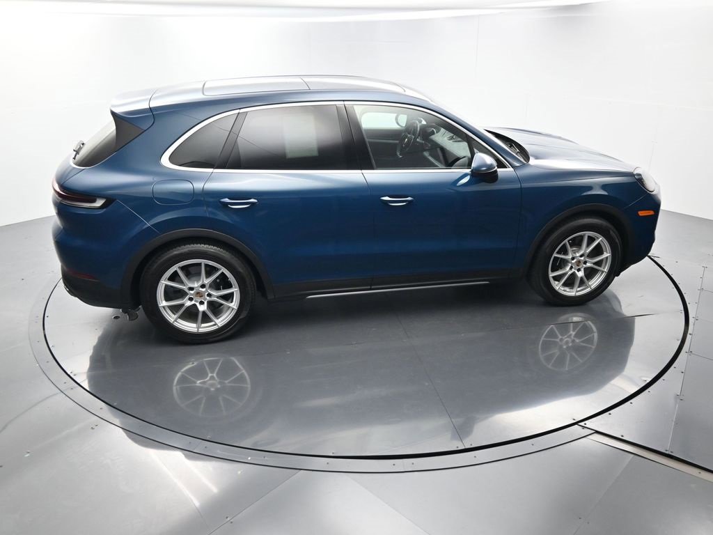 Used 2025 Porsche Cayenne S image 42