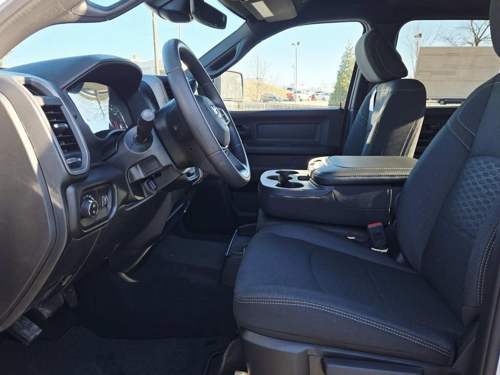 New 2026 RAM 2500 Tradesman AWD/4WD image 17