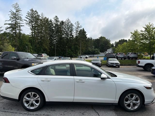 Used 2024 Honda Accord LX image 12