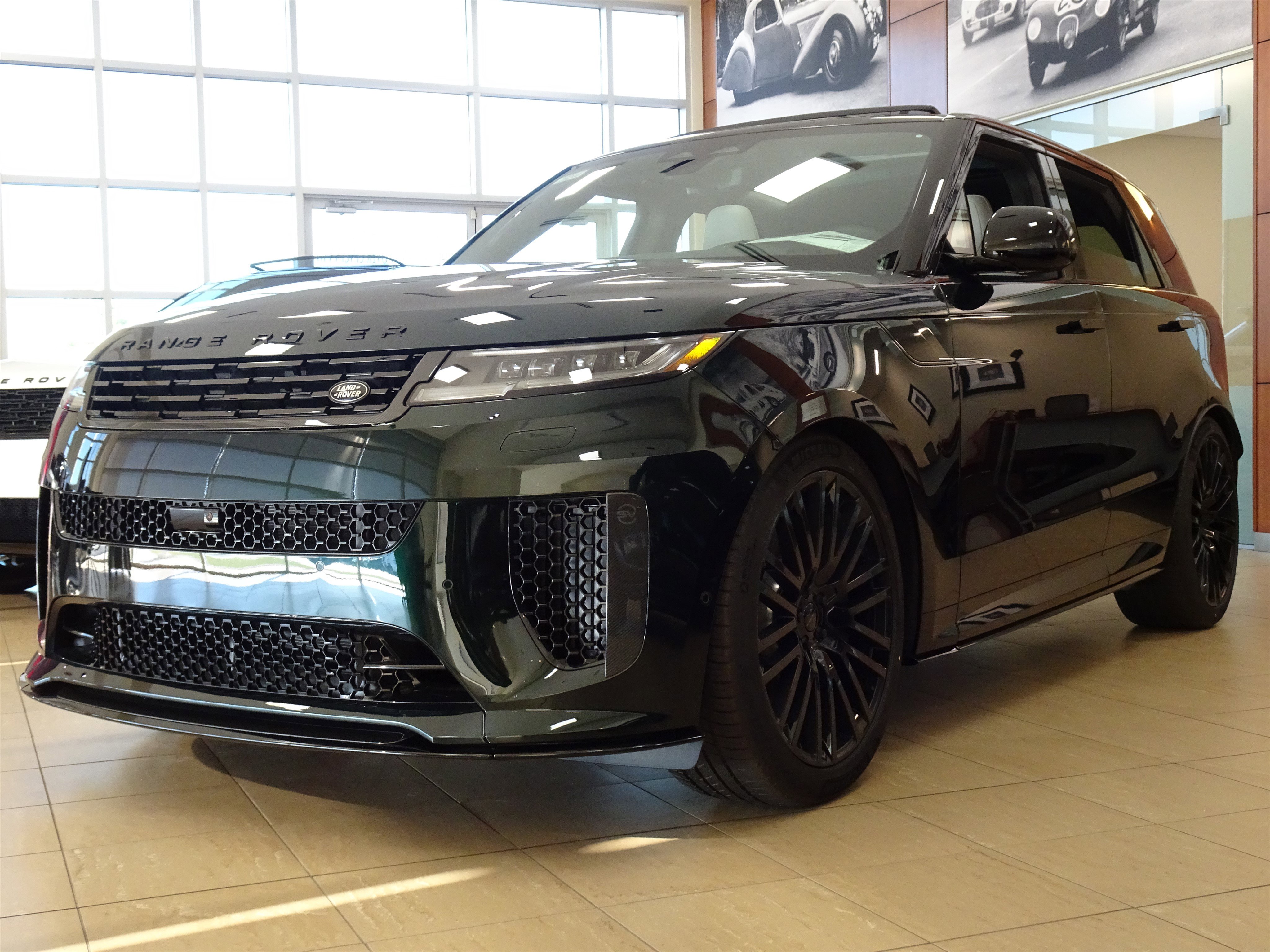 New 2026 Land Rover Range Rover Sport SV Carbon AWD/4WD image 7