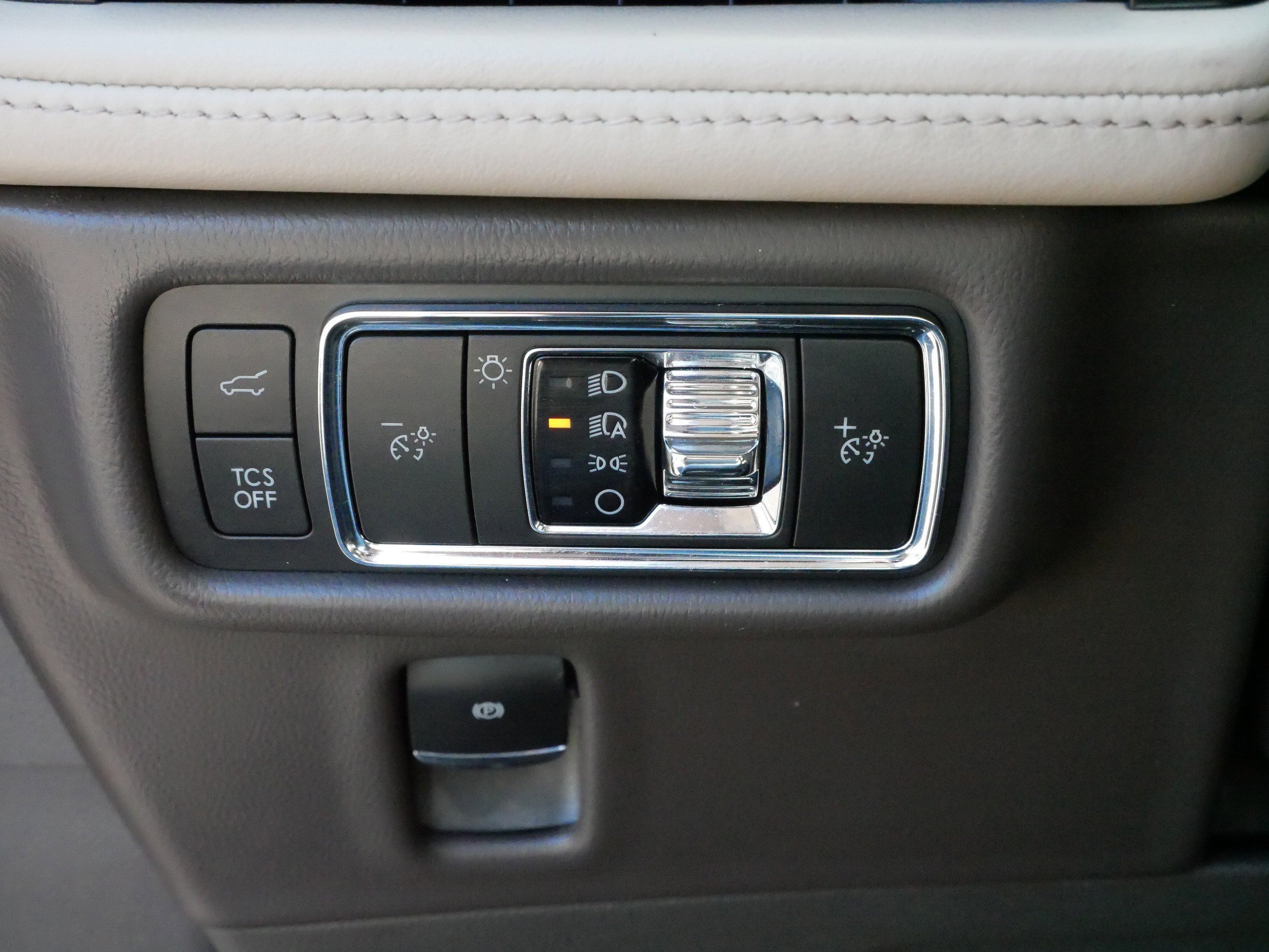 Used 2022 Lincoln Nautilus Reserve image 26