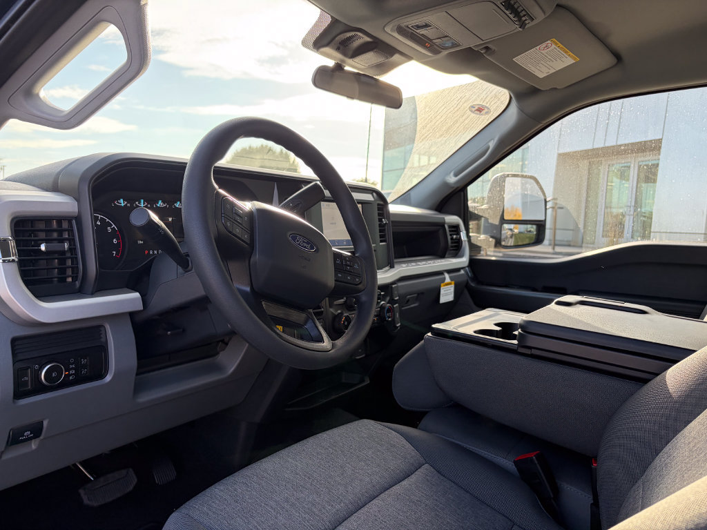 New 2027 Ford F350 XL w/ Tremor Off-Road Package AWD/4WD image 9