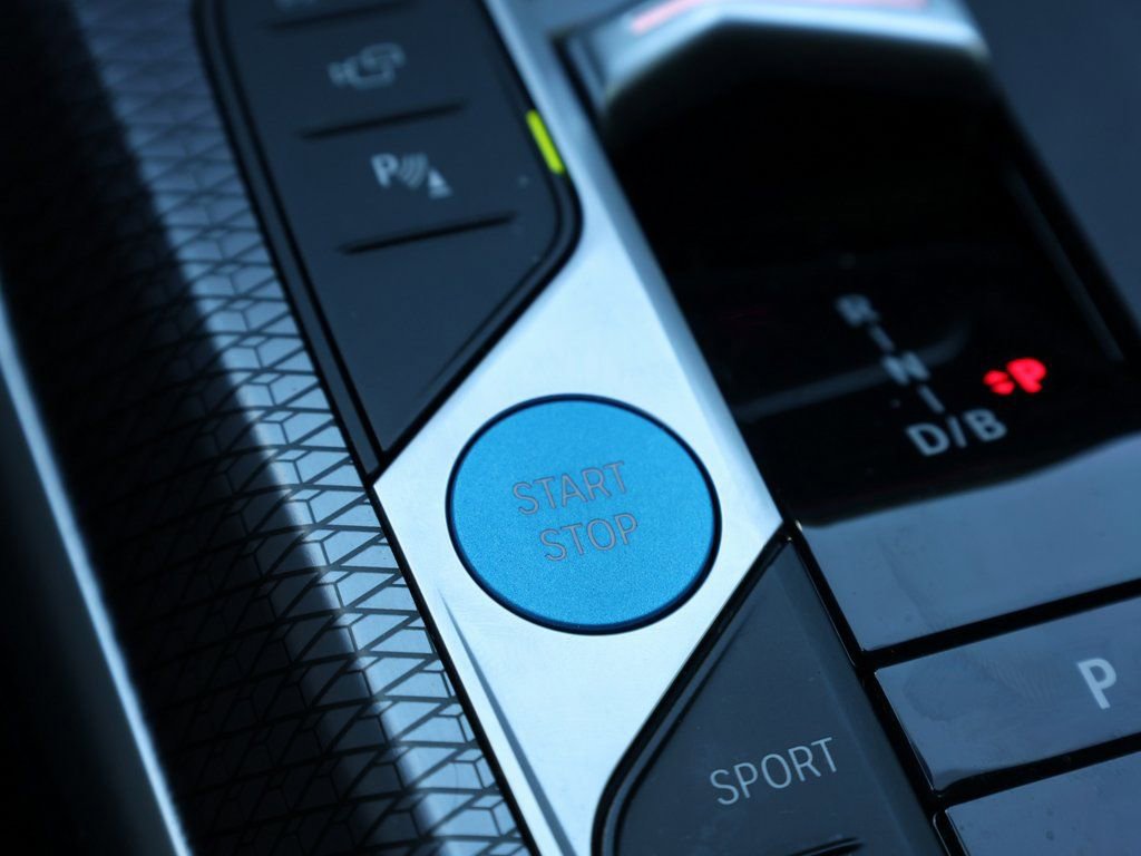 Used 2025 BMW i4 eDrive40 w/ M Sport Package image 28