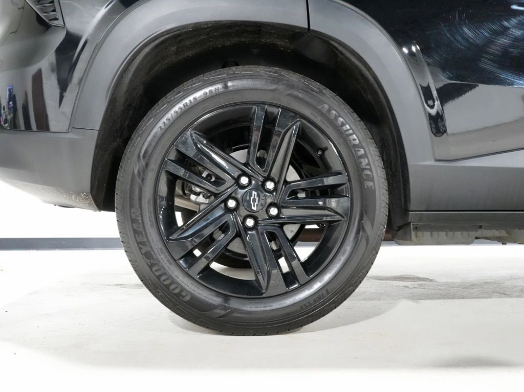 Used 2024 Chevrolet Trax ACTIV w/ Sunroof Package image 34