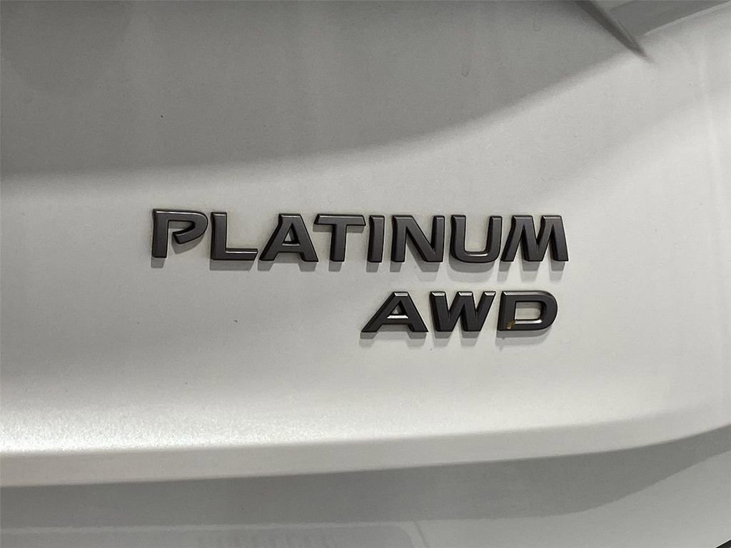 Used 2024 Nissan Rogue Platinum AWD/4WD image 32