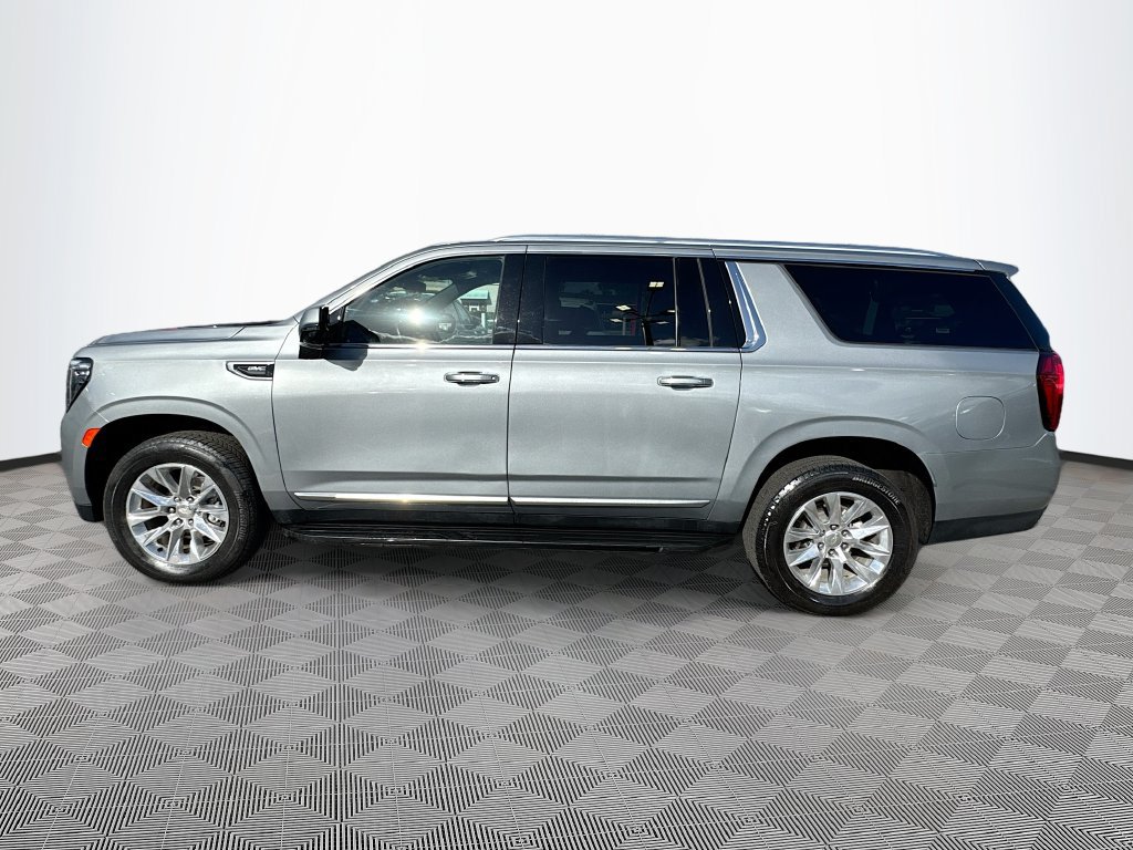 Used 2024 GMC Yukon XL Denali RWD image 9