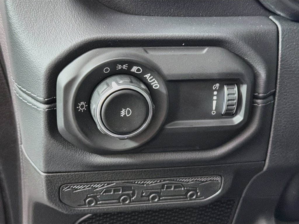 New 2027 Jeep Wrangler Unlimited Sahara AWD/4WD image 10