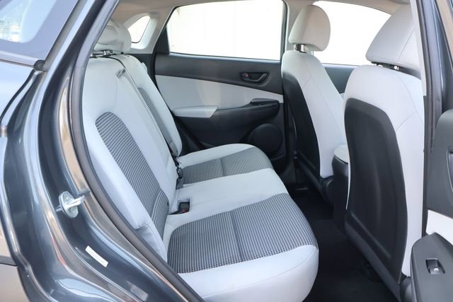 Used 2022 Hyundai Kona SE image 20