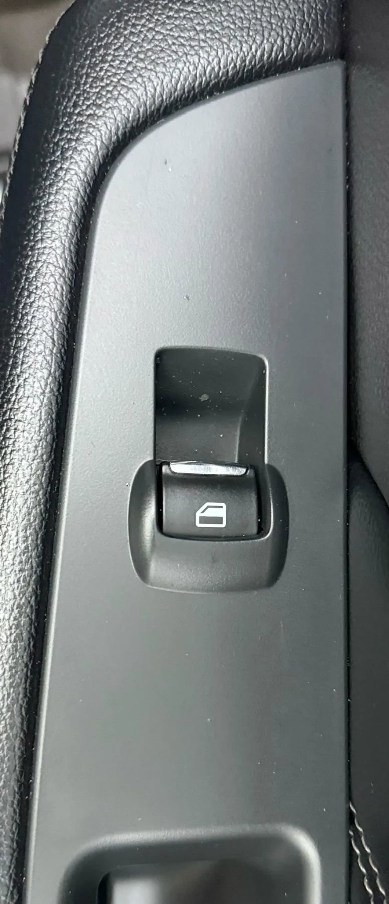 Used 2016 Ford Explorer Limited w/ Equipment Group 301A image 36