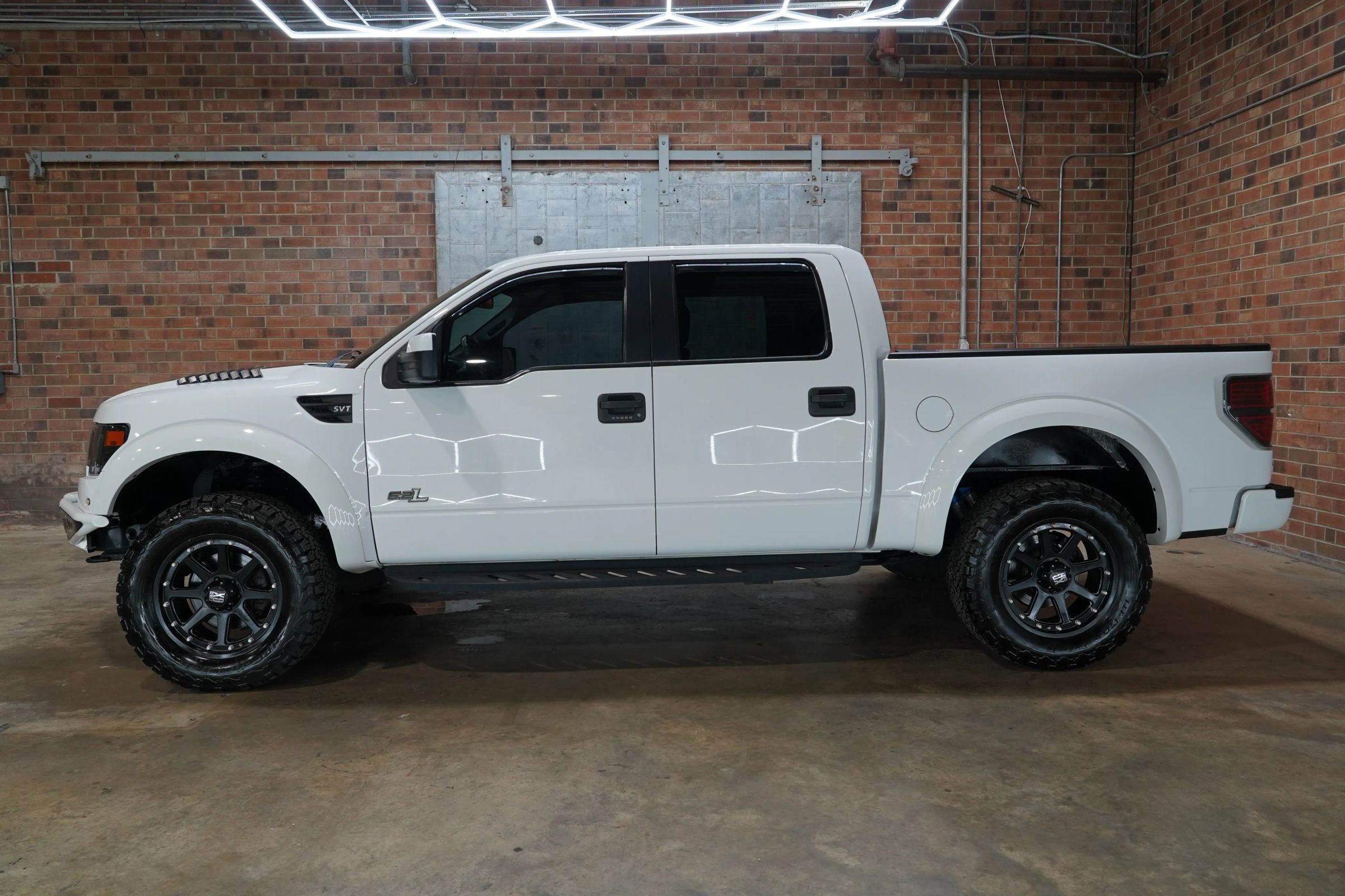 Used 2014 Ford F150 Raptor w/ Equipment Group 801A Luxury AWD/4WD image 1