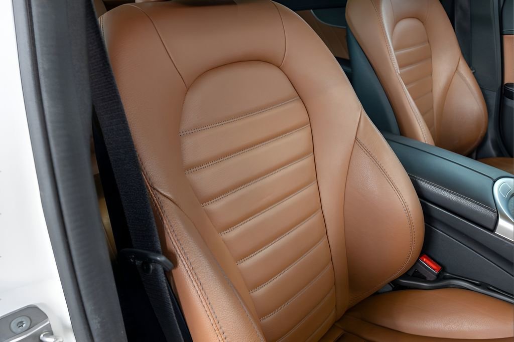 Used 2019 Mercedes-Benz C 43 AMG 4MATIC Sedan image 96