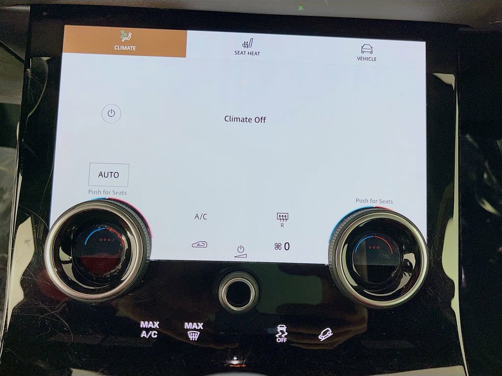 Used 2021 Land Rover Range Rover Evoque R-Dynamic SE image 22