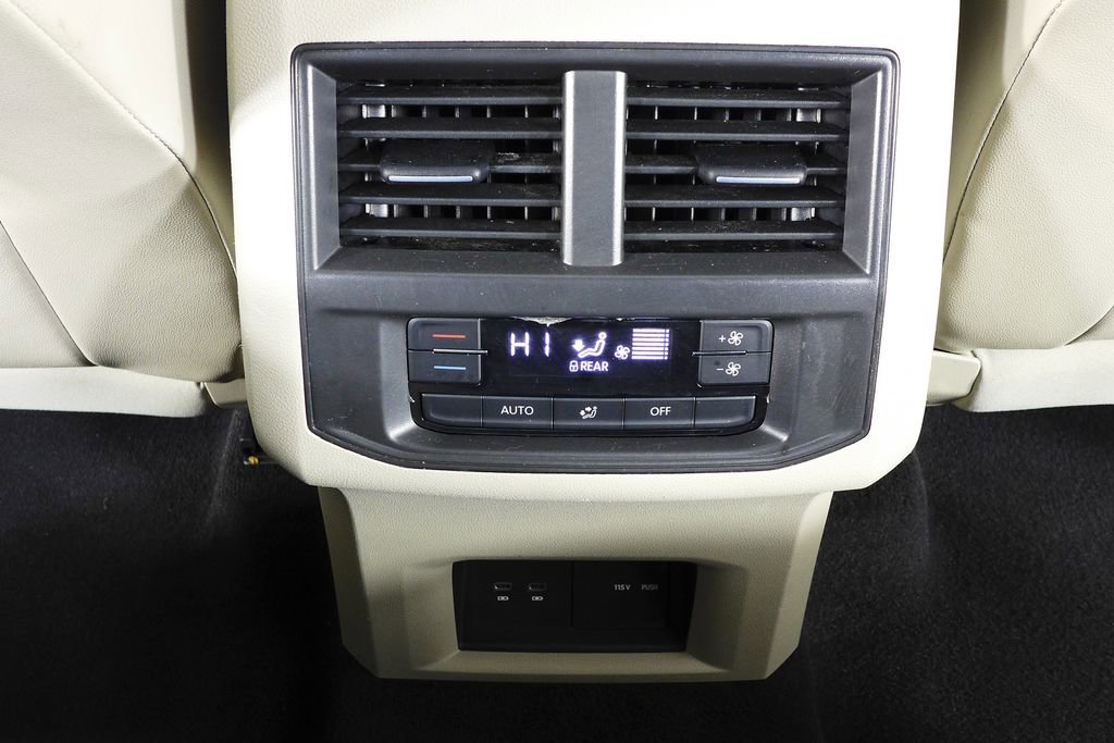 Used 2021 Volkswagen Atlas SE w/ Panoramic Sunroof Package image 25