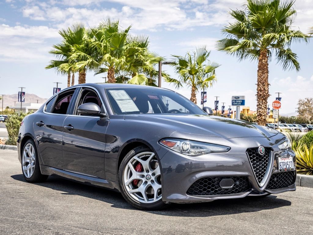 Used 2018 Alfa Romeo Giulia Ti w/ TI Leather Package RWD image 12