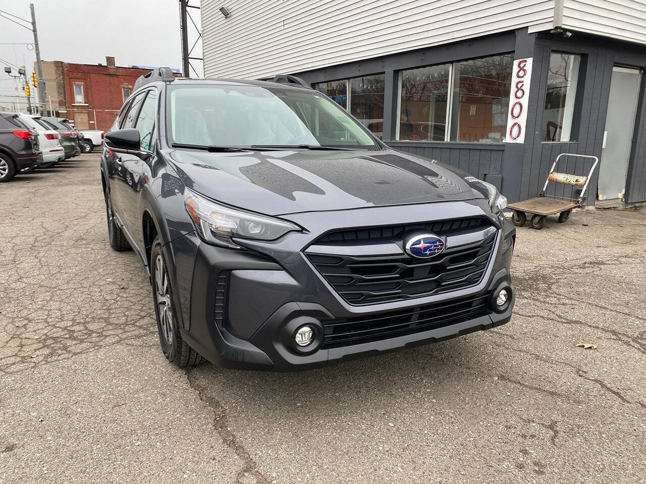 Used 2025 Subaru Outback Premium w/ Popular Package #1A image 6