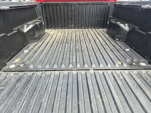 Used 2024 Toyota Tacoma SR5 AWD/4WD image 23