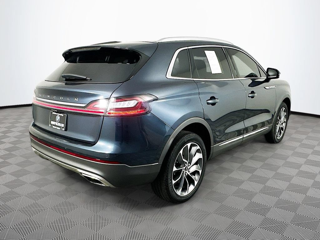 Used 2023 Lincoln Nautilus Reserve AWD/4WD image 9