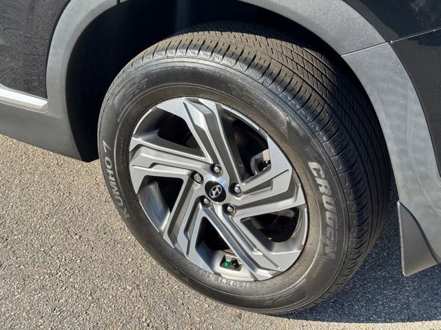 Used 2023 Hyundai Santa Fe SEL w/ Premium Package image 5