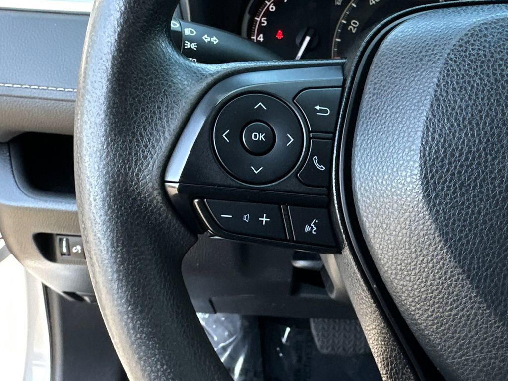Used 2024 Toyota RAV4 XLE image 23