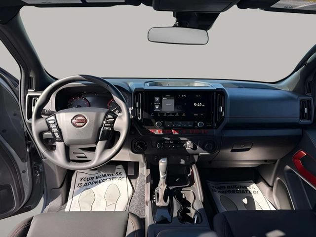 Used 2025 Nissan Frontier PRO-4X w/ Pro Convenience Package AWD/4WD image 15
