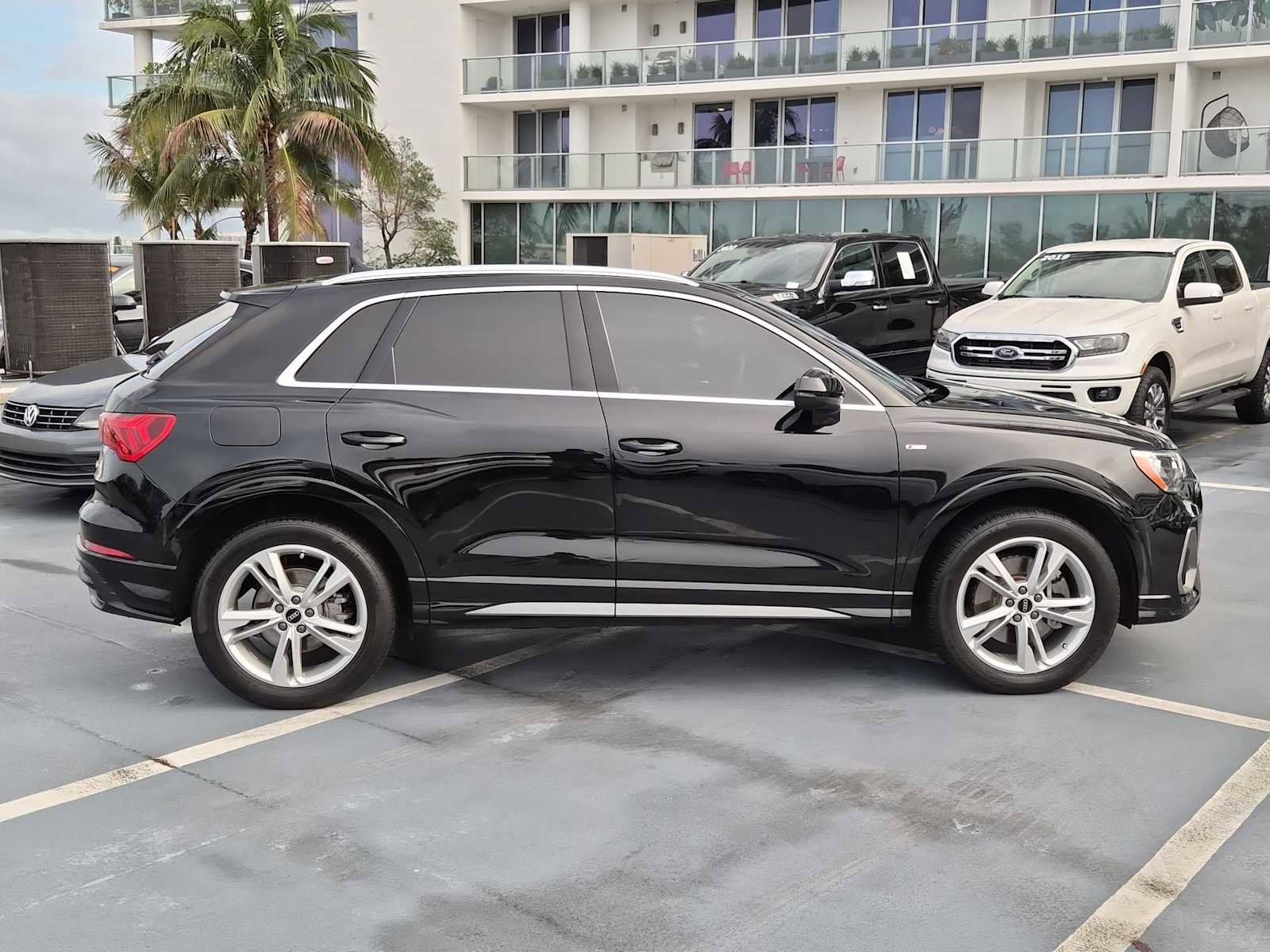 Used 2021 Audi Q3 2.0T Premium w/ Convenience Package image 7