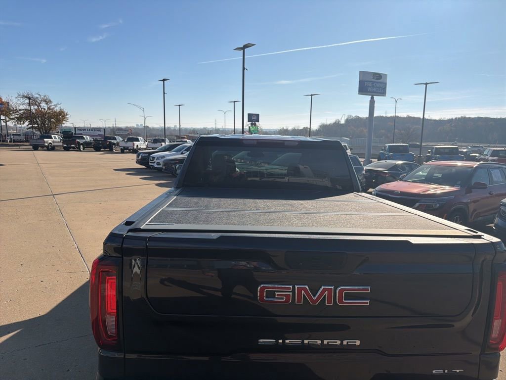 Used 2022 GMC Sierra 1500 SLT w/ SLT Premium Package image 7