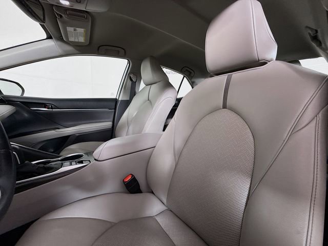 Used 2022 Toyota Camry XLE image 20
