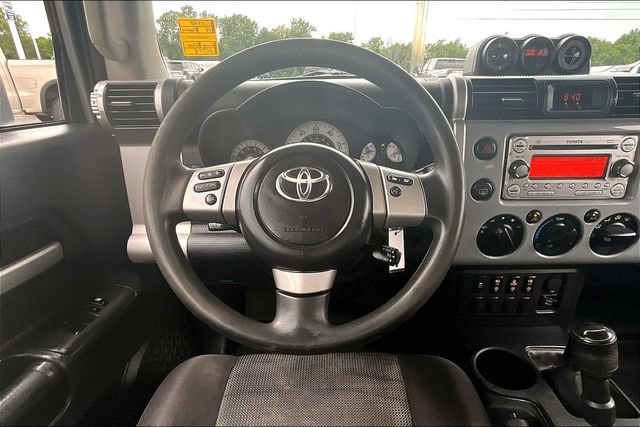 Used 2014 Toyota FJ Cruiser 4WD w/ Convenience Package image 8