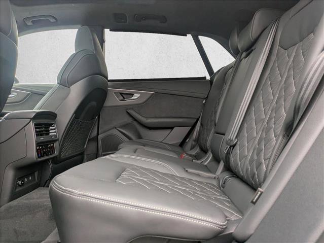 New 2026 Audi SQ8 Prestige image 17