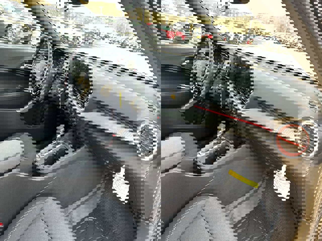 New 2026 Chevrolet Trax RS w/ Driver Confidence Package image 15