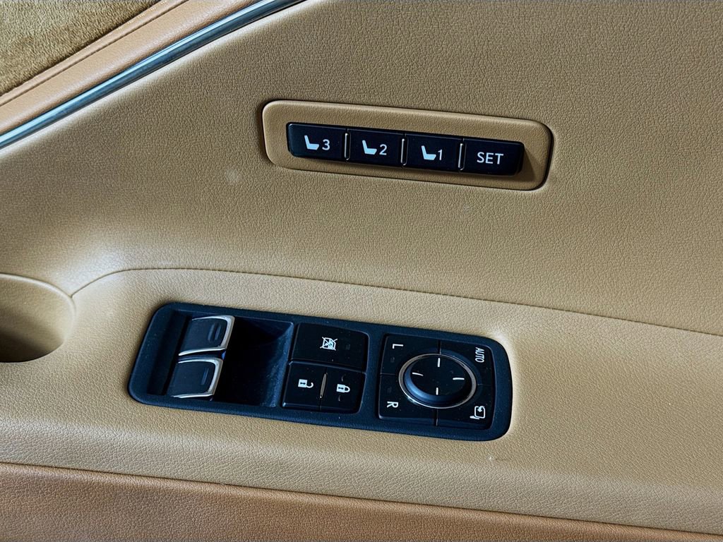 Used 2018 Lexus LC 500 Coupe image 18