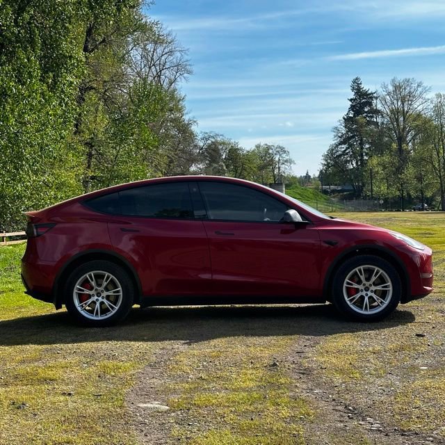 Used 2021 Tesla Model Y Performance image 6