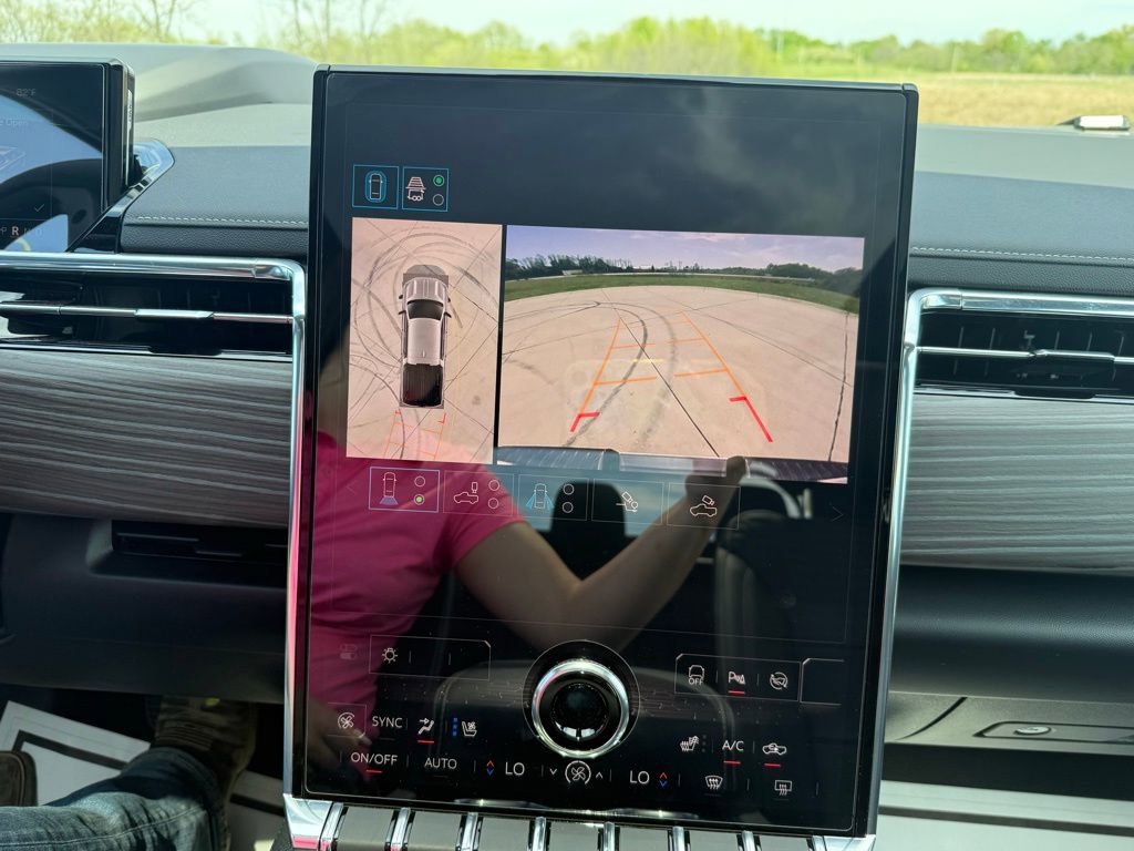 Used 2025 GMC Sierra EV Denali image 47