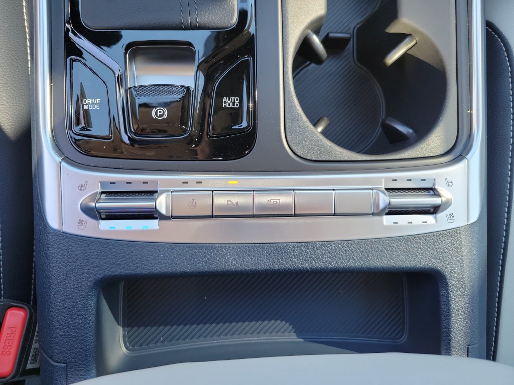 New 2026 Kia Carnival SX Prestige FWD image 24