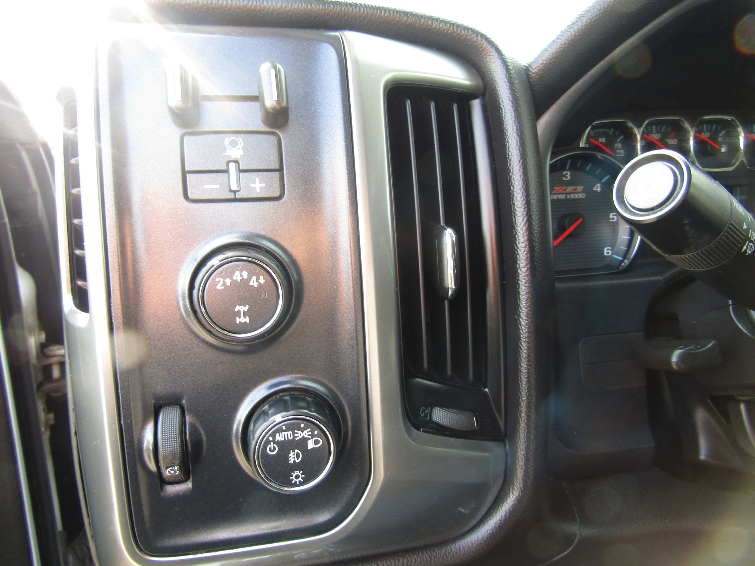 Used 2019 Chevrolet Silverado 2500 LT w/ All Star Edition image 25